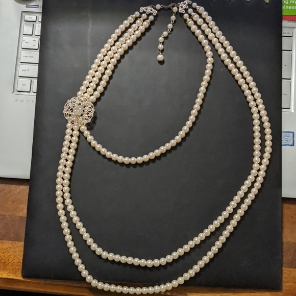 None Jewelry - Rose Gold Tone Cream Faux Pearl Rhinestone Multi Strand Long Statement N…